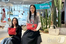 루즈앤라운지한섬하우스컬렉티드현대 | 한섬, '루즈앤라운지' 팝업스토어에서 여름 신제품 미리 만나보세요