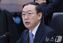 발언하는 이명구 관세청 차장