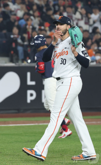 한화 에이스 폰세···2실점은 안돼