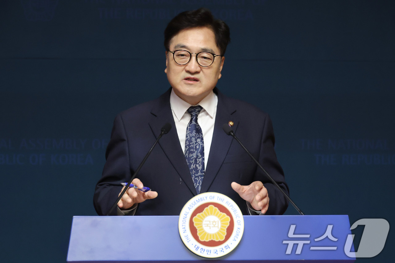우원식 국회의장, 개헌 논의 재차 촉구…제헌절 맞은 이재명 대통령 국민을 위한 투명한 권력 행사 필요