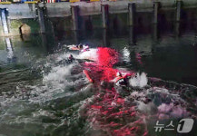 통영 동호항서 만취 20대 남성 바다에 빠졌다 구조