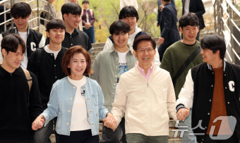 청년들 손잡은 나경원·김문수