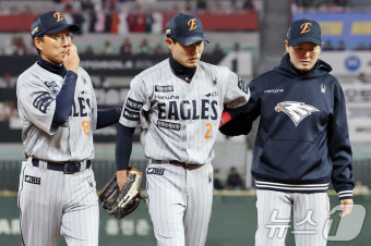 심우준, 수비 중 허리부상
