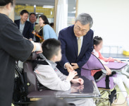 서울나래학교 방문한 정근식 교육감