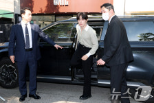 현재, 신사동에서 화보를