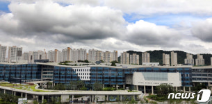 세종 파밀리에 더파크 줍줍에 10만명 몰려…최고 3만대 1