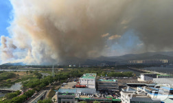 대구 함지산 산불, 서변동으로 확산 중…동변중으로 대피하라