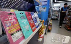 SKT 해킹 사건 이후 편의점 알뜰폰 유심 판매↑