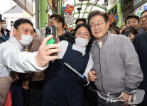 이재명 청년상인과 함께