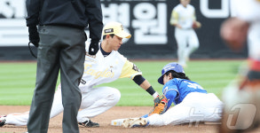 도루 성공하는 삼성 김성윤