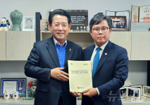 김영록 지사, 안도걸 국회의원 면담