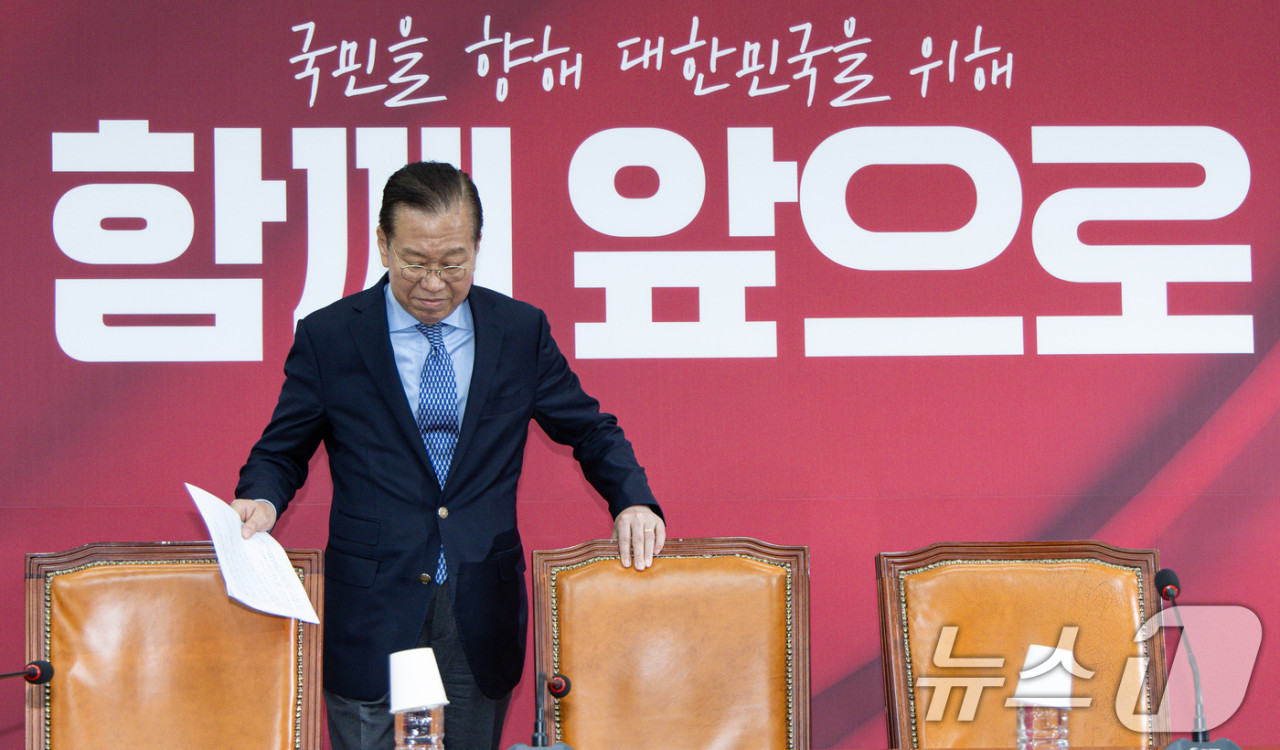 대통령 후보들, 여의도와 서울시청서 피날레 유세 마무리한다
