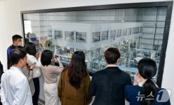 펫푸드 생산과정 공개…우리와주식회사, ANF무해크루와 공장 투어