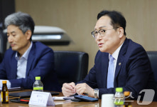 정인교 통상본부장, 항공우주산업 현장 방문