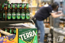 하이트진로, 테라·켈리 1년 반 만에 가격 인상