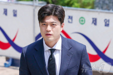 산재 희생자 위령탑 찾은 김용태 공동선대위원장