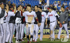 LG 키움에 완승
