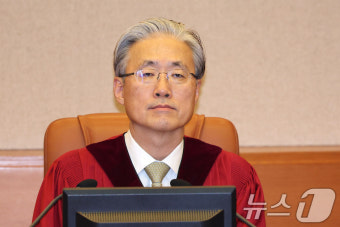 손준성 탄핵 심판 참석한 김형두 권한대행