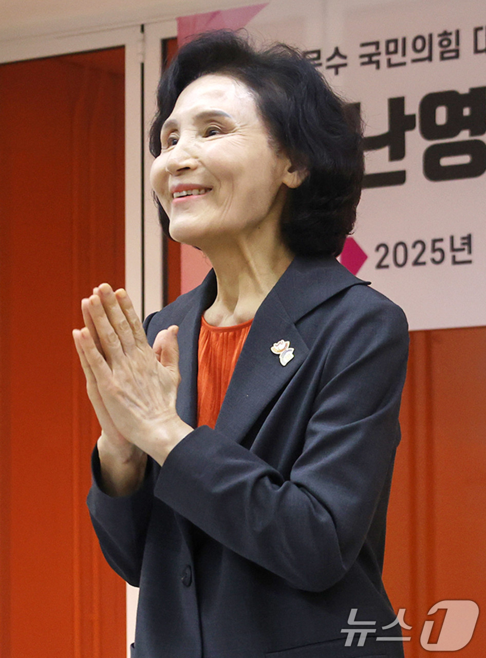 설난영 여사, 사회통합 위한 활동 속 법륜사 방문과 배식 봉사에 감사 인사