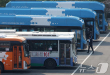 부산 버스 노사 최종 교섭 진행…결렬 시 28일 첫차부터 파업