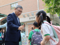 정근식 교육감 학교로 찾아가는 통일교육버스 현장 점검