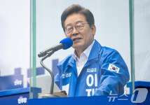 평택 시민들에게 지지 호소하는 이재명