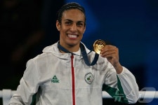 월드복싱, 성별 논란 올림픽 金 칼리프에 유전자 검사 요구