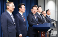 이재명 정부 첫 인선…국무총리 김민석·비서실장 강훈식