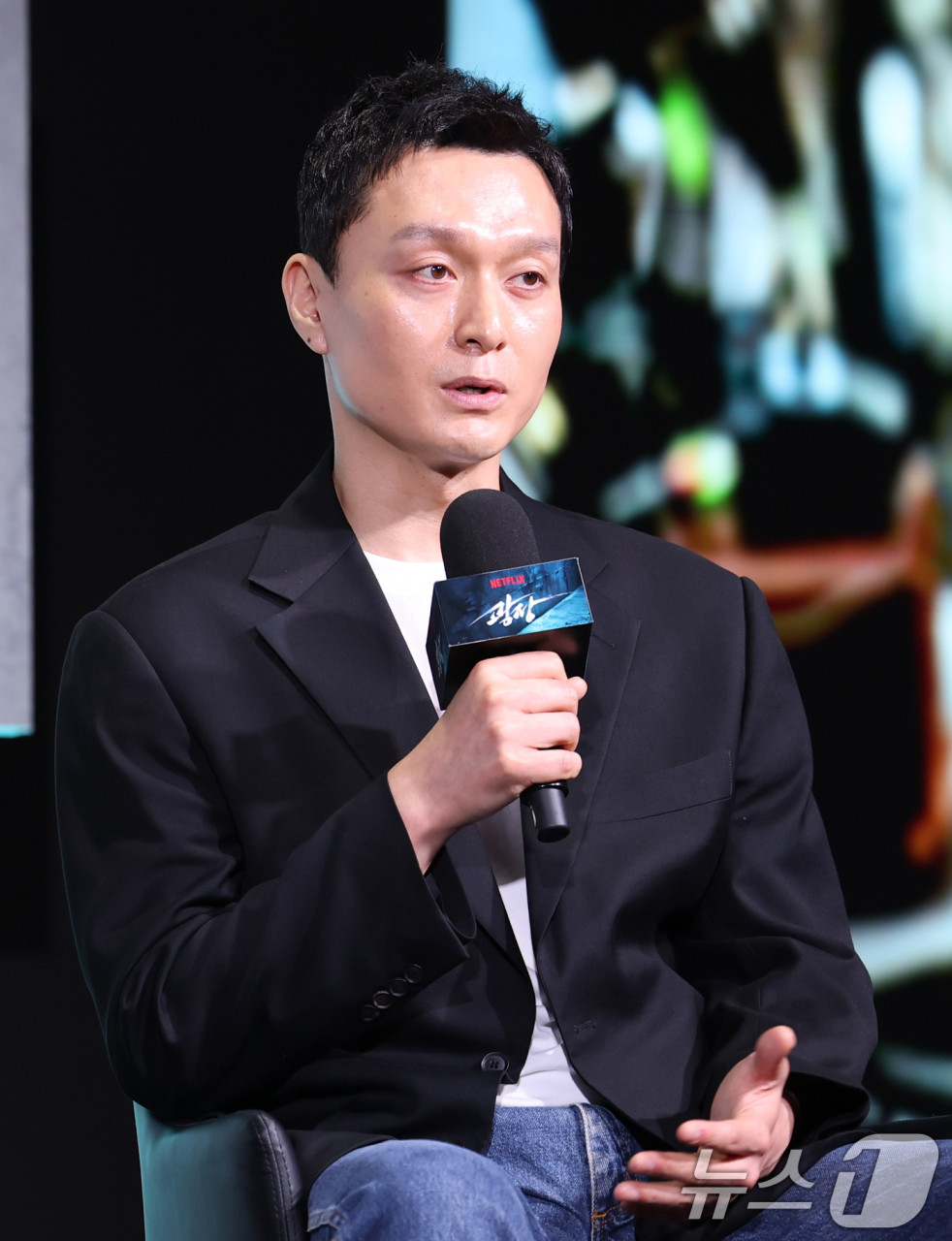 광장, 소지섭 주연 넷플릭스 시리즈가 글로벌 시청자들 열광! - 넷플릭스 TOP 10 2위 기록!
