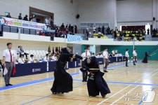 스포츠로 들썩…무주서 전국유소년축구·국무총리기 검도 열려