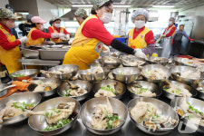 삼계탕 한그릇, 어르신 건강 쑥쑥