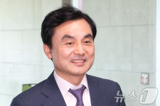 국방장관 후보자에 지명된 안규백 의원