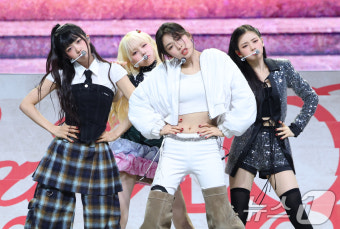 전소연이 프로듀싱한 베이비돈크라이