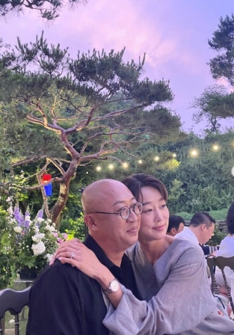 '신혼 3주' 최여진, 남편과 박하나김태술 결혼식 참석 '다정'