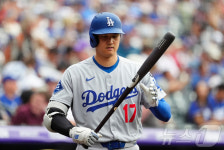 다저스, 콜로라도에 9-7 신승…오타니 미일 통산 300홈런