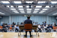 '경제부총리 지명' 기자단 간담회하는 구윤철 후보자