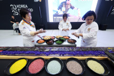 한식 대가가 만드는 대형 해산물 김밥