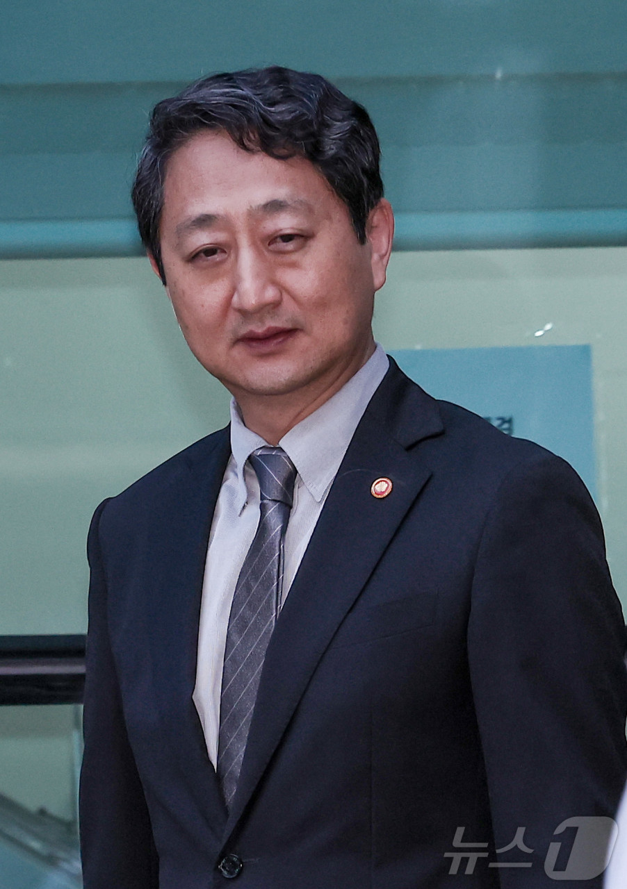 내란 특검, 전 외교부 장관 조태열씨 소환 조사 진행