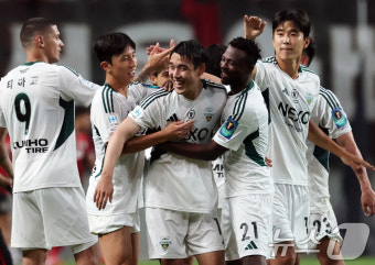 '송민규 결승골' 전북, 서울 꺾고 코리아컵 4강행