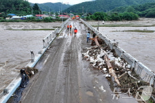캠핑장서 일가족 3명 매몰…새벽 폭우 가평 2명 사망·9명 실종(종합2보)