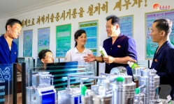 북한, 송한과수농장 조명…과학기술중시 기풍 강조