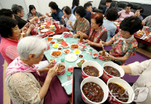 입맛 없는 여름엔 짜장면