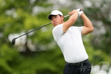 샷 이글 김주형, PGA 3M 오픈 공동 44위…한국 선수 중 유일 생존