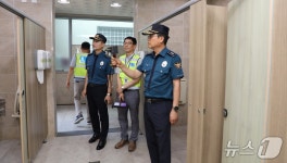 김철문 전북경찰청장, 부안 고사포 해수욕장서 성범죄 예방활동