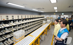 배경훈 장관, 영등포우체국 현장점검