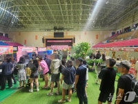 성수기 여름 휴가철 강원 축제장·해수욕장 피서객들로 인산인해