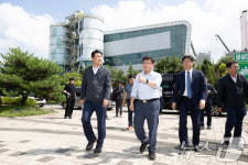 김성환 장관, 매립가스 포집 발전시설 방문