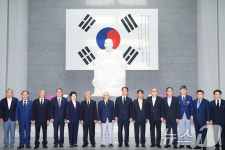 17개 보훈단체장들 만난 권오을 장관