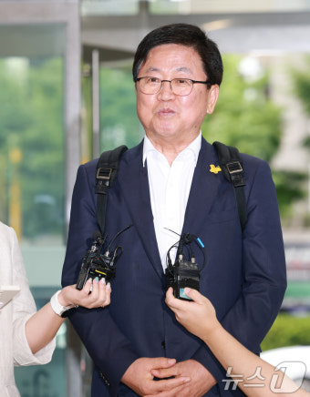 미소짓는 최교진 교육부 장관 후보자