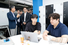 배경훈 장관, 이노베이션아카데미 방문